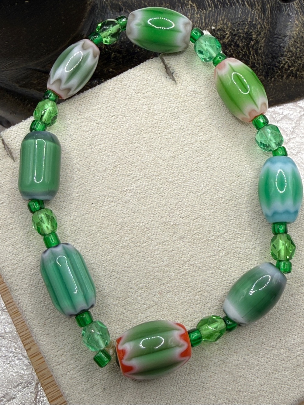 Vintage swirly Green Glass Bead Stretch Bracelet watermelon